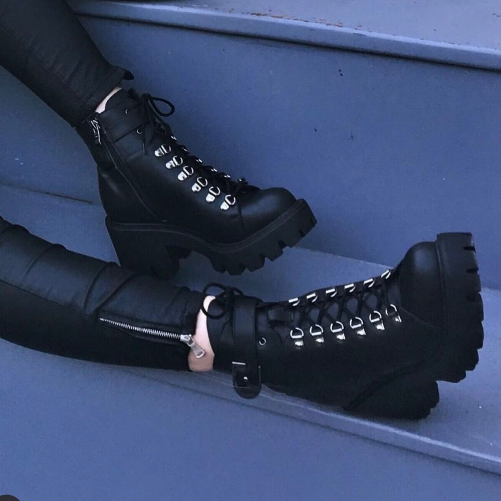 ALTERCORE ENID VEGAN BLACK BOOTS